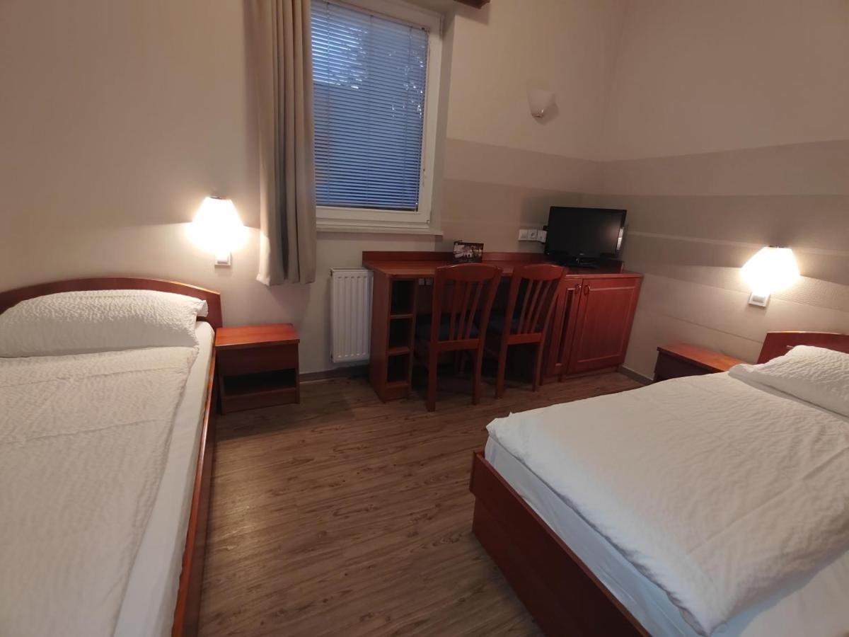 Hotel Bajt Марибор Екстериор снимка